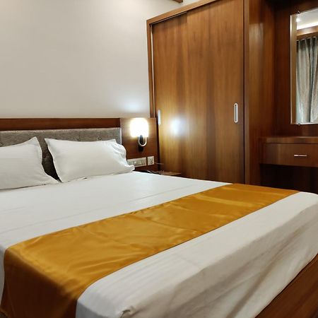 Astro Marine Hospitality Pvt Ltd Hotel Kochi Ngoại thất bức ảnh