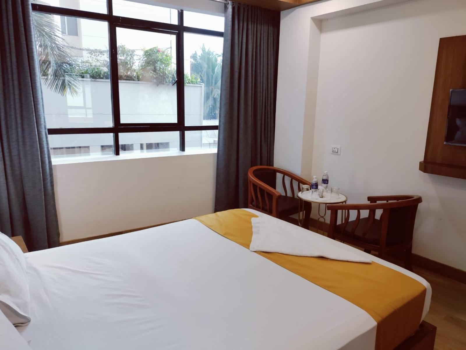 Astro Marine Hospitality Pvt Ltd Hotel Kochi Ngoại thất bức ảnh