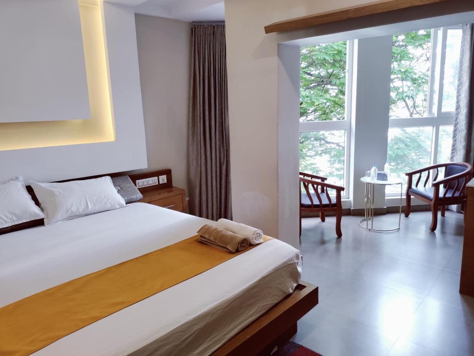 Astro Marine Hospitality Pvt Ltd Hotel Kochi Ngoại thất bức ảnh